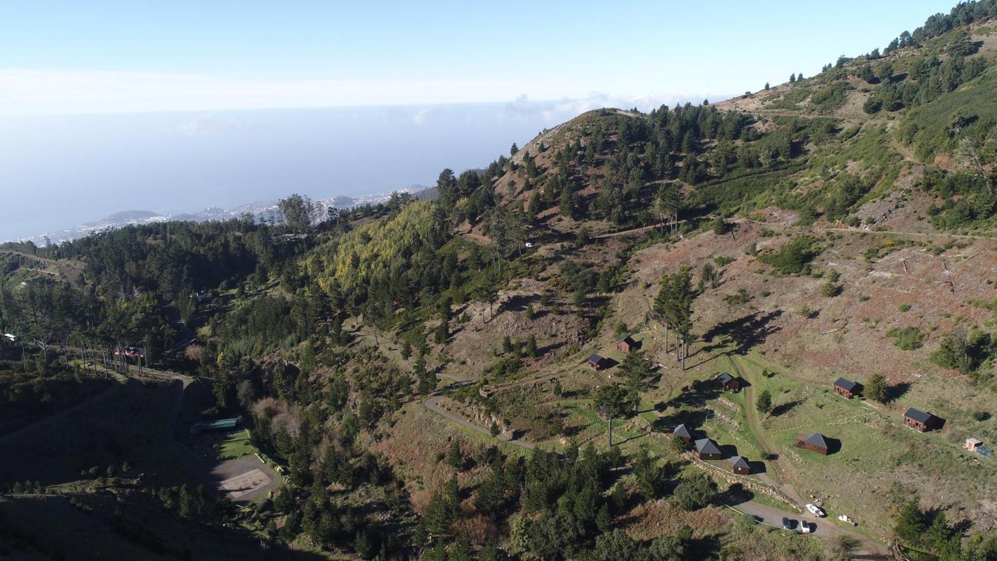 Hotel Mountain Eco Shelter 6 à Funchal  Extérieur photo